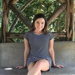 Meet your Posher, Daniela